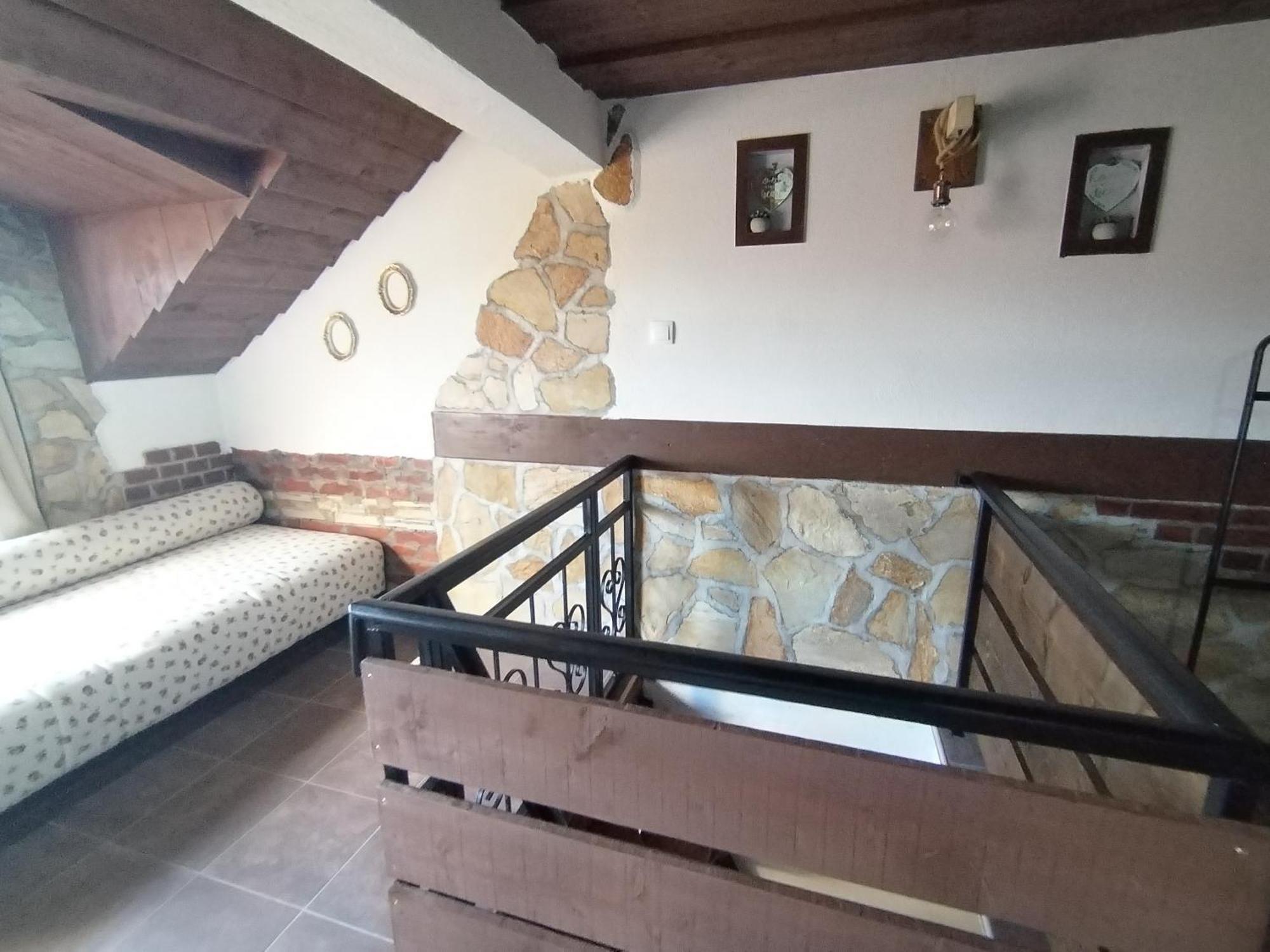Seosko Turisticko Domacinstvo Imunsan Villa Nis Exterior photo
