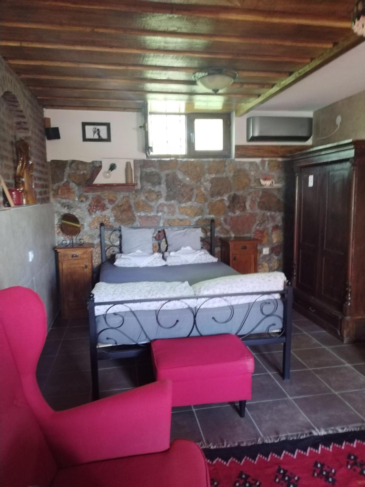 Seosko Turisticko Domacinstvo Imunsan Villa Nis Exterior photo